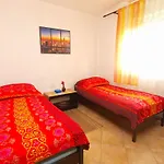 In 713 Apartman