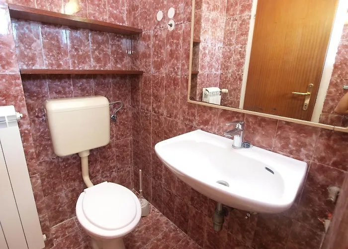 In 713 아파트 메덜린